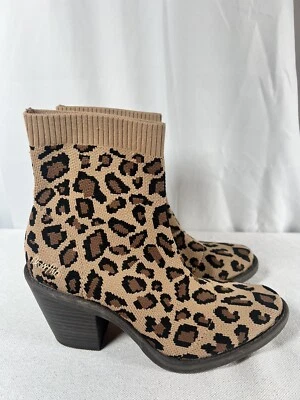 Botines para mujer Blowfish Malibu con estampado de guepardo: talla 7,5 sin cordones de punto elástico Foto 1 de 4