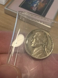 Silver 1945 P War Nickel With Lamination Error On Reverse - Picture 1 of 4