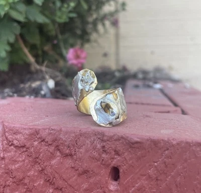 Joyería artesanal artesanal de plata y latón ojo de tigre piedra natural envolvente anillo Foto 1 de 4