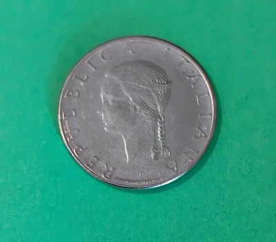 1979 Italian 100 Lire In EF+ Condition.Stainless Steel. Minerva On Obverse. - Image 1 of 2