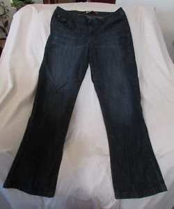 Ladies "Wrangler" Size 16 M (W36xL30) Blue/ Mid Rise/ Straight Leg/ Jeans - Picture 1 of 10