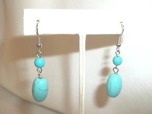 NEW DAINTY STYLE TURQUOISE & SILVER DANGLE HOOK PIERCED EARRINGS.......VERY NICE - Picture 1 of 3