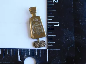 PIN PUBLICITARIO TEQUILA CUERVO 1800 - Imagen 1 de 2