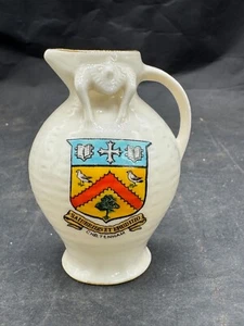 VINTAGE WH GOSS CHELTENHAM ACIENT EWER BOSTON MUSUEM CRESTED WARE ORNAMENT - Picture 1 of 8
