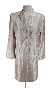 Le Suit Tuta Donna Carriera Gonna Tuta Taglia 14 Oro Chiaro Raso Floreale Minigonna 108A - Foto 1 di 8