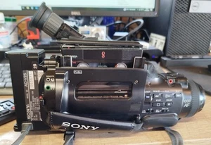 CAMESCOPE SONY HANDYCAM VIDEO 8mm CCD-F500E En panne - Photo 1/9