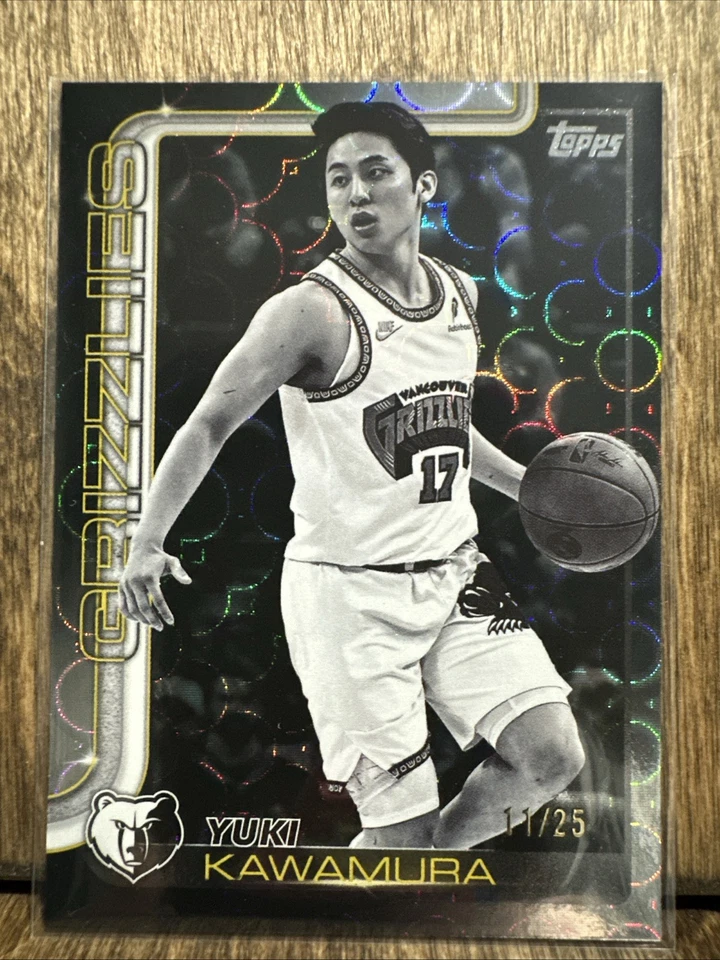 2025-26 Topps Basketball Yuki Kawamura #188 Blackout Cart Load #'d /25 Grizzlies - Image 1 of 4