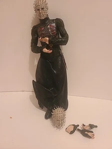 NECA Hellraiser Ultimate Series Pinhead 7 inch Actionfigur - Bild 1 von 4