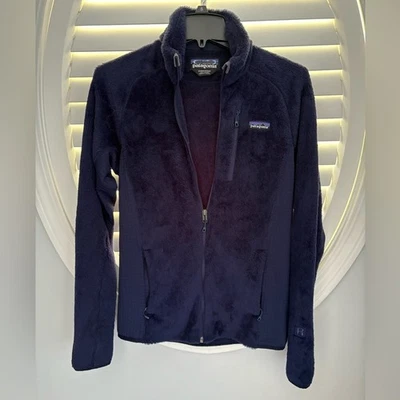 Patagonia men’s R2 navy blue jacket size small - Image 1 of 4