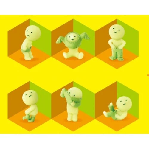 Minifigura de 3 pulgadas Smiski Brilla en la Oscuridad Serie de Vestidos Sueños Foto 1 de 1