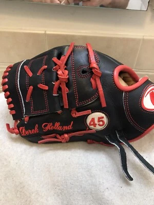 D-Bat Derek Holland 12” Major League Baseball Pitchers Glove Left Hand Throw - Image 1 of 4