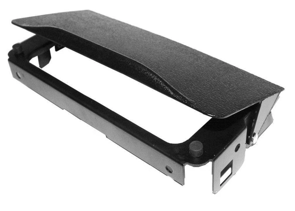 Conjunto de tapa y soporte de bandeja de cenizas para consola Mustang 1969-70 | OEM C9ZZ-6504814 Foto 1 de 1