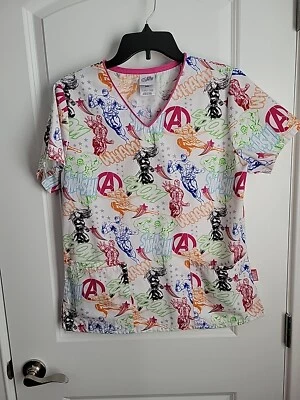 Blusa esfoliante Marvel Avengers montagem gola V 3 bolsos branca feminina pequena - Imagem 1 de 4