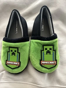 Minecraft Slippers Size 11–12 Little Kids - Picture 1 of 2