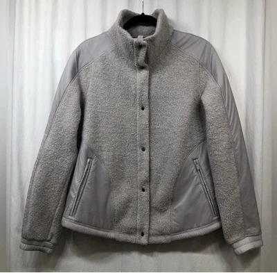 Chaqueta Lululemon Go Acogedora Gris Claro Sherpa Botón a Presión Mezcla de Lana Nylon Talla 8 Foto 1 de 4