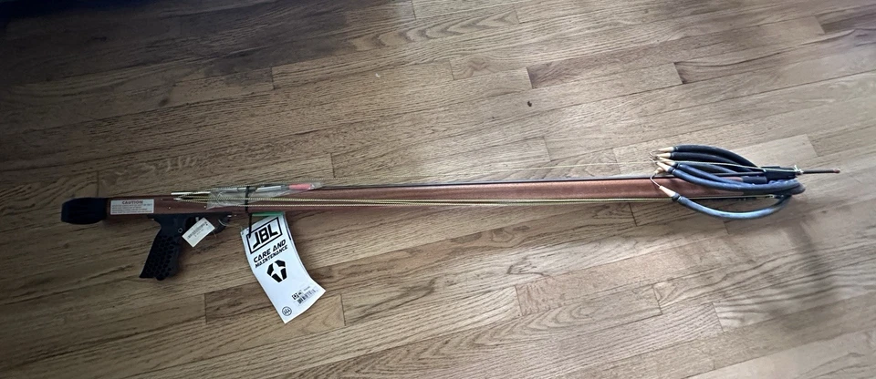 Pistola lanza JBL Foto 1 de 4