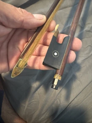 DEFECTUOSO Lote 2 piezas arcos de violín violacello 1920 reparación antiguo vintage firmado G3D Foto 1 de 4