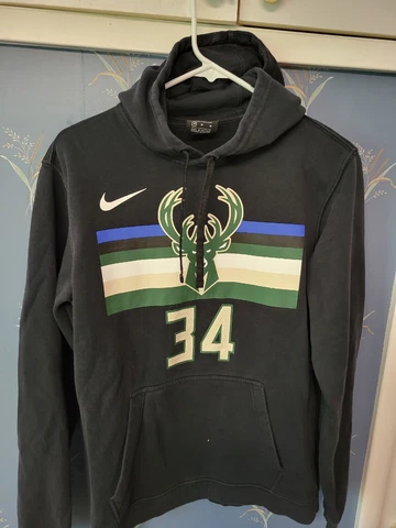 Nike Medium Hoodie Sweatshirt Milwaukee Bucks #34 Giannis Antetokounmpo Cover