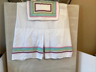 alfarería granero niño niño pequeño/cuna cama falda ribete bordado falso Foto 1 de 4