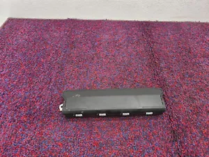 RODILLA DELANTERA IZQUIERDA LADO CONDUCTOR CHEVROLET CAMARO RS 16-24 OEM 84081260 - Imagen 1 de 3