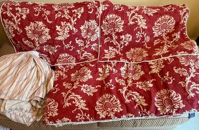 Ralph Lauren Chaps French Riviera Queen edredón dos fundas de almohada y falda de cama Foto 1 de 4