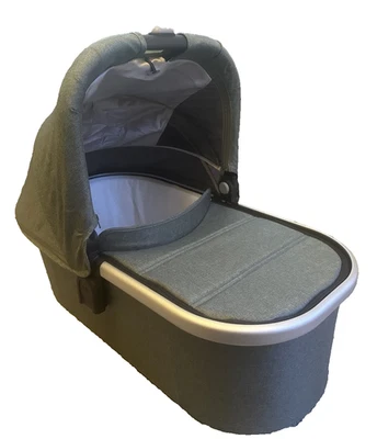 UPPAbaby Bassinet V2 Compatible with Vista 2015+,Cruz, Cruz V2 Emmett Green - Image 1 of 4