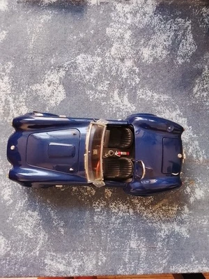 Modello Cobra Shelby 427 scala 1:18 Kyosho  praticamente nuova senza scatola - Immagine 1 di 4
