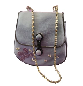 Nostalgia Handbags Victorian Handbag Miniature Figurine VD236 Purple Box Catalog - Picture 1 of 13