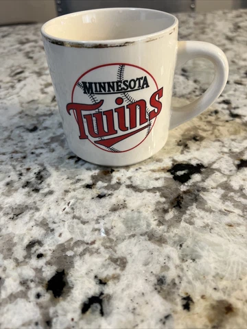 Minnesota Twins Baseball 1987 World Series Champions Ceramic Coffee Mug Vintage Cover