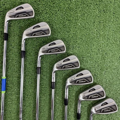 Juego de plancha Titleist 712 AP2 4-PW Stiff Flex Dynamic Gold S300 para zurdos Foto 1 de 4