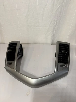 Chevrolet Cruze 2011-2015 consola central tablero bisel de ventilación de aire OEM Foto 1 de 4