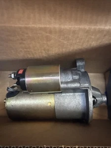 Starter Fits 1994-2001 Ford F-250 PICKUP 7.3L - Picture 1 of 3
