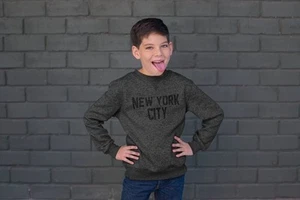 New York City Youth Shirt Crewneck Sweatshirt Dark Heather Charcoal - Picture 1 of 4