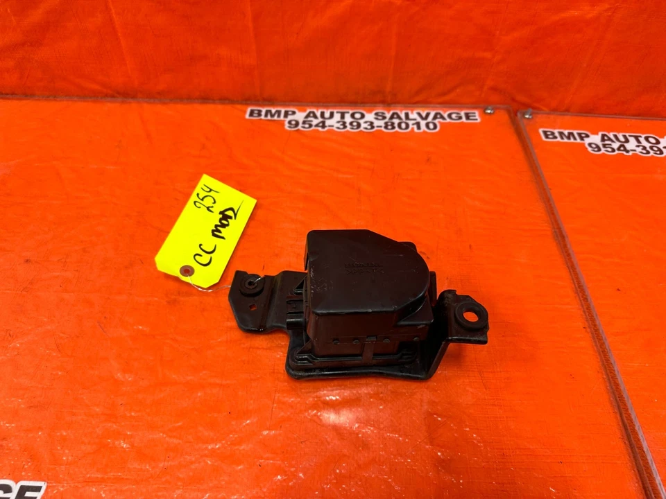 02-06 ACURA RSX - MÓDULO ACTUADOR DE CONTROL DE CRUCERO - OEM #254 Foto 1 de 4