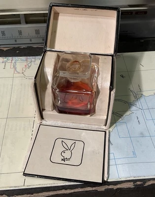 Botella de perfume de cristal Playboy Playmate vintage rara de los años 60 Foto 1 de 4