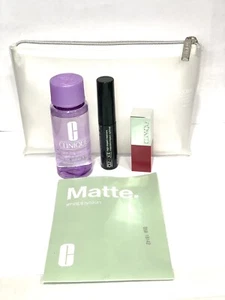 Juego de 4 piezas Clinique: lápiz labial 06 Rose Pop, desmaquillante, rímel y bolsa - Imagen 1 de 5