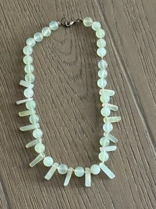 Collar hecho a mano vintage translúcido con cuentas de jade verde claro - Imagen 1 de 6