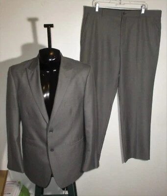 J. FERRAR Gray 2 Pc Suit Men's Size 42R, 38X30 - Image 1 of 4