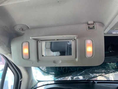 Parasol izquierdo usado se adapta a: Buick Encore 2019 con iluminación izquierda grado A Foto 1 de 4