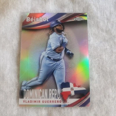 2021 Topps Chrome Vladimir Guerrero Jr. Beisbol Refractor Card  - Image 1 of 4