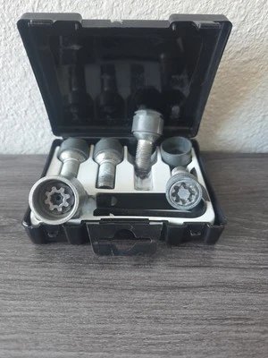 Kit de bloqueo de rueda original AUDI usado OEM -Nº de pieza 4F0071455...audi A1-A7/TT,RS/RS3 Foto 1 de 4