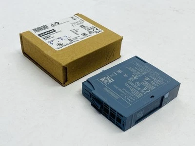 Siemens 6ES7137-6BD00-0BA0 SIMATIC ET 200SP Communication Module CM 4xIO-Link ST - Image 1 of 4