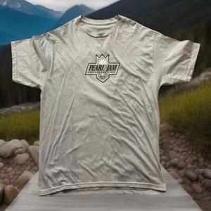 PEARL JAM - CAMISETA LG - LOS ANGELES, CA - 23 DE NOVIEMBRE DE 2013 NUEVA SIN LAVAR SIN USAR - Imagen 1 de 10