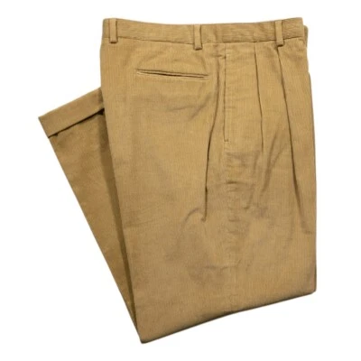 Pantalones de pana Jos A Bank para hombre 37x29 tostados plisados pierna recta pantalones con puños Foto 1 de 4