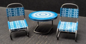 Juego de sillas de mesa vintage de metal litográfico de hojalata para casa de muñecas diseño de mediados de siglo Japón - Imagen 1 de 8