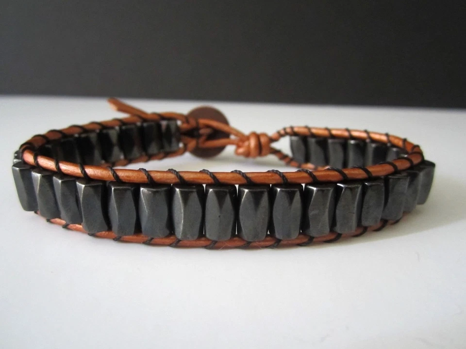 Gran regalo Pulsera de surf magnética negra de cuero cobre para hombre con botón indio Foto 1 de 4