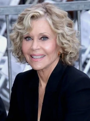 Pelucas onduladas 100 % cabello humano moda para mujer peinados cortos rubios mezcla marrón 10 pulgadas Foto 1 de 4