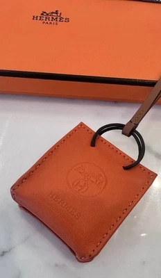 Hermes Milo Lambskin Shopping Bag Charm Feu Gold - Image 1 of 4