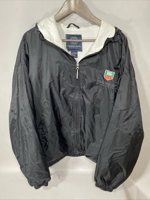 Chaqueta con logotipo de reloj Tag Heuer XL Charles River Apparel para hombre abrigo de lluvia capucha negra Foto 1 de 4