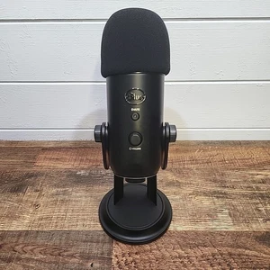 Logitech Yeti Blue A00132 Premium USB Condenser Microphone - Picture 1 of 7